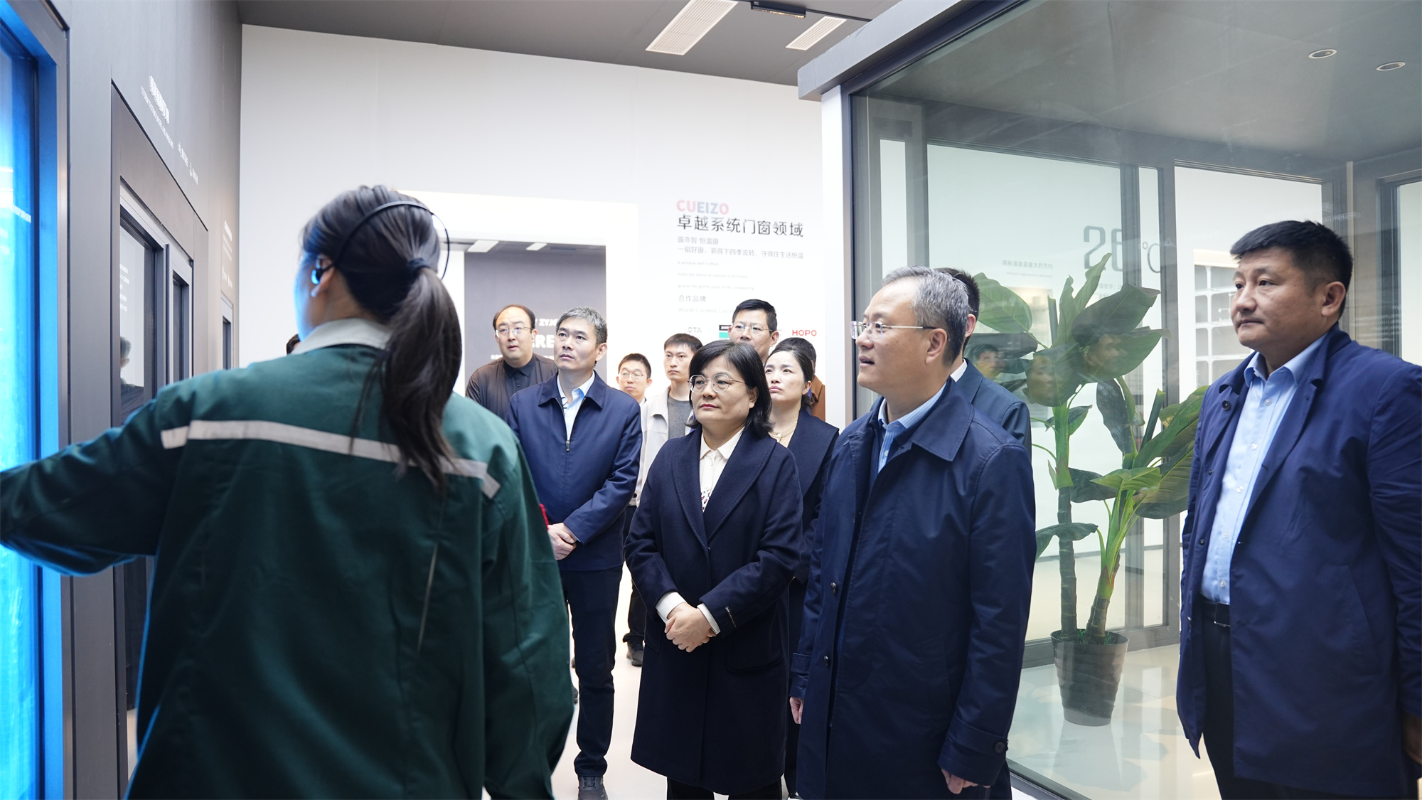 省工信廳總工程師、二級巡視員孫京軍一行 蒞臨卓越精工調研指導